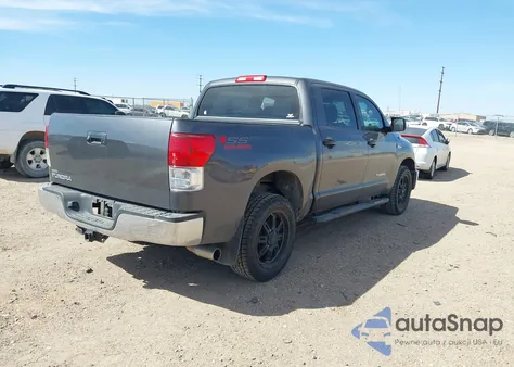 2013 Toyota Tundra Grade 5.7L V8 z USA, uszkodzony, nr VIN 5TFEY5F15DX143258